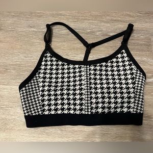 Nike Dri Fit Icon Clash T-Back Sports Bra is a size Large.